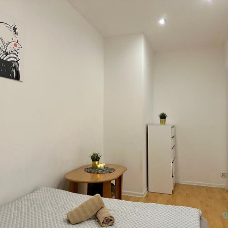 Square Room - 20 Minutes To Gdansk Old Town & Seaside Gdańsk Exterior foto